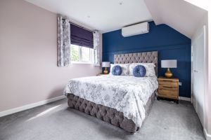 Bedroom- click for photo gallery
